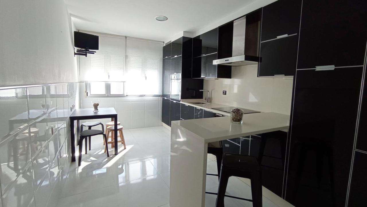 O Lagar Apartamento Grande Y Luminoso. 8 Personas. Pobra Do Caraminal Exterior photo
